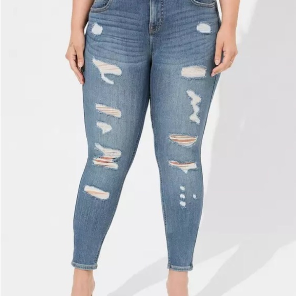 Torrid Women's Distressed Skinny Jeans - Blue